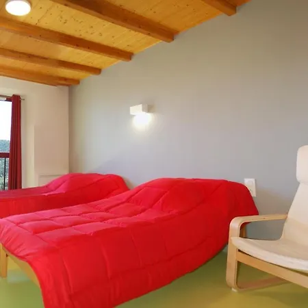 Du Cantal - Meubles Avec Kitchenette Et Chambres Sans Kitchenette Aparthotel